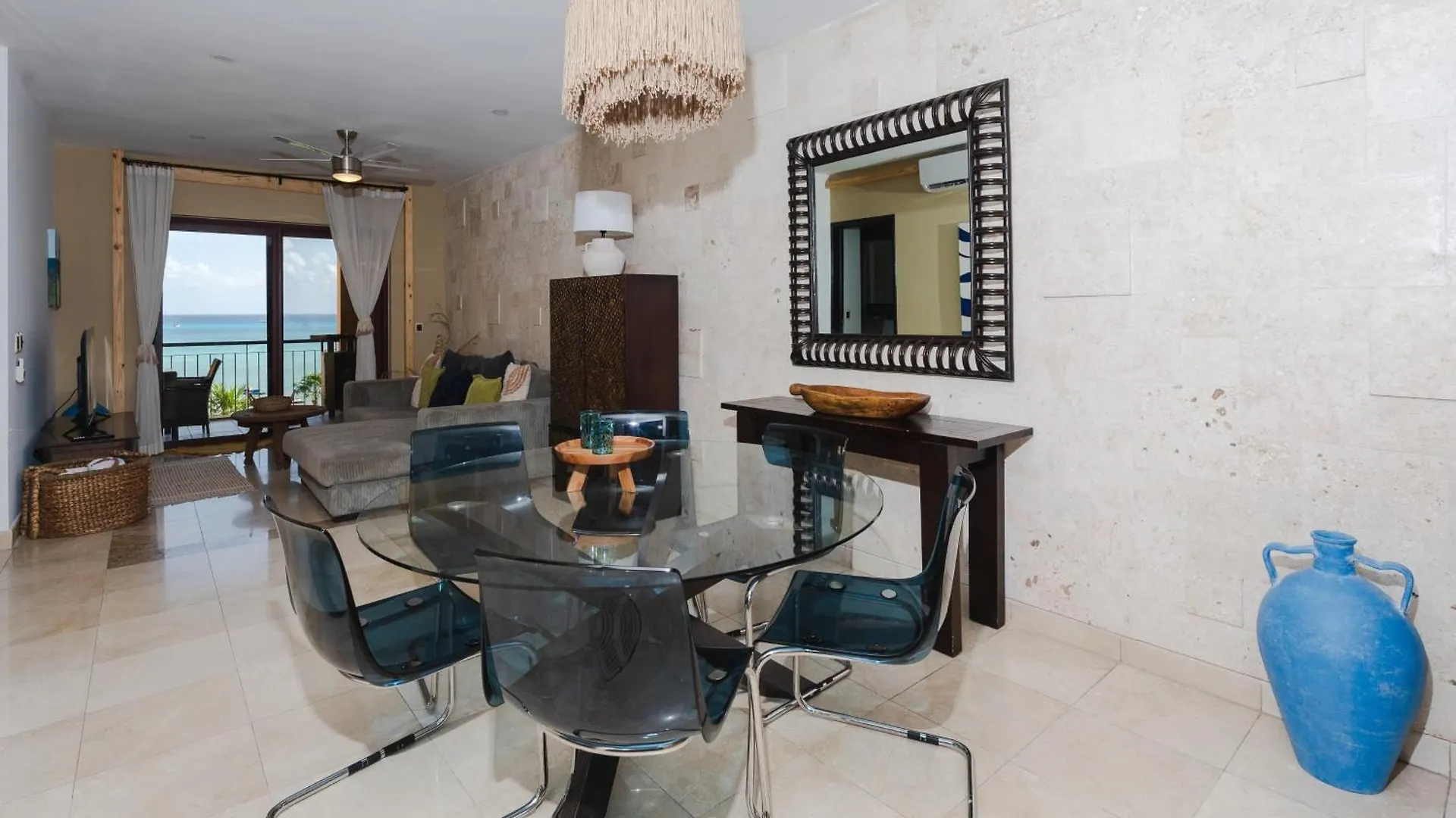 Residences El Faro, Coral 305 Playa del Carmen Mexico
