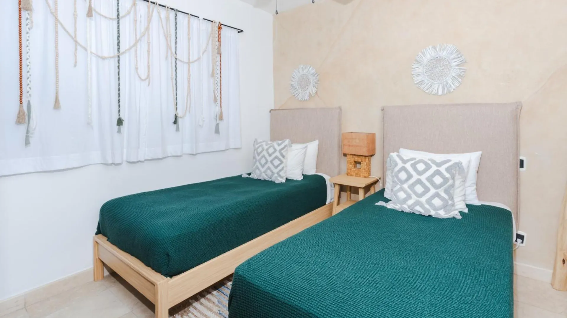 Residences El Faro, Coral 305 Playa del Carmen Apartment